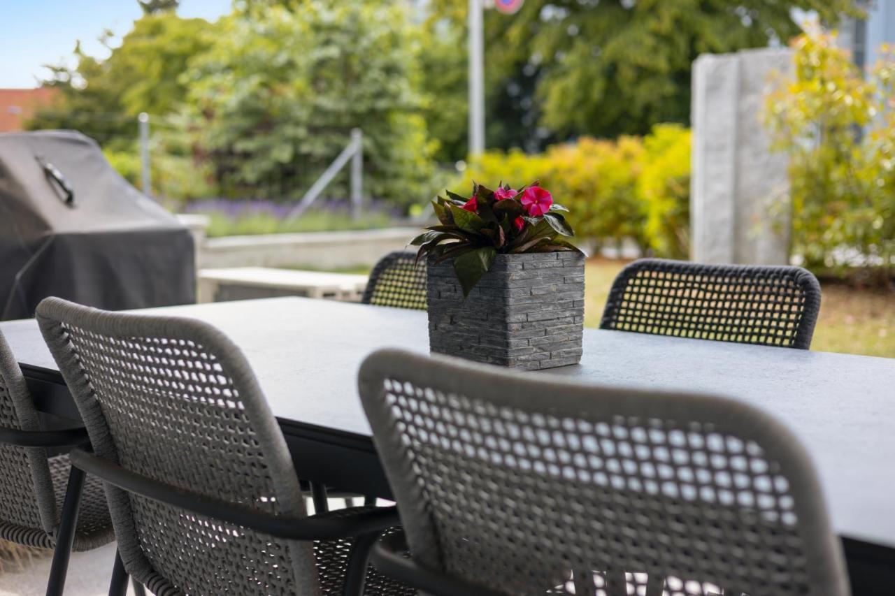 The R Apartment Zugerberg - Ev Wallbox - Terrasse Geroldswil Luaran gambar